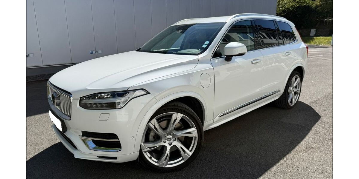 Volvo XC90 63.020 km 41.700 &euro; Bergneustadt 51702