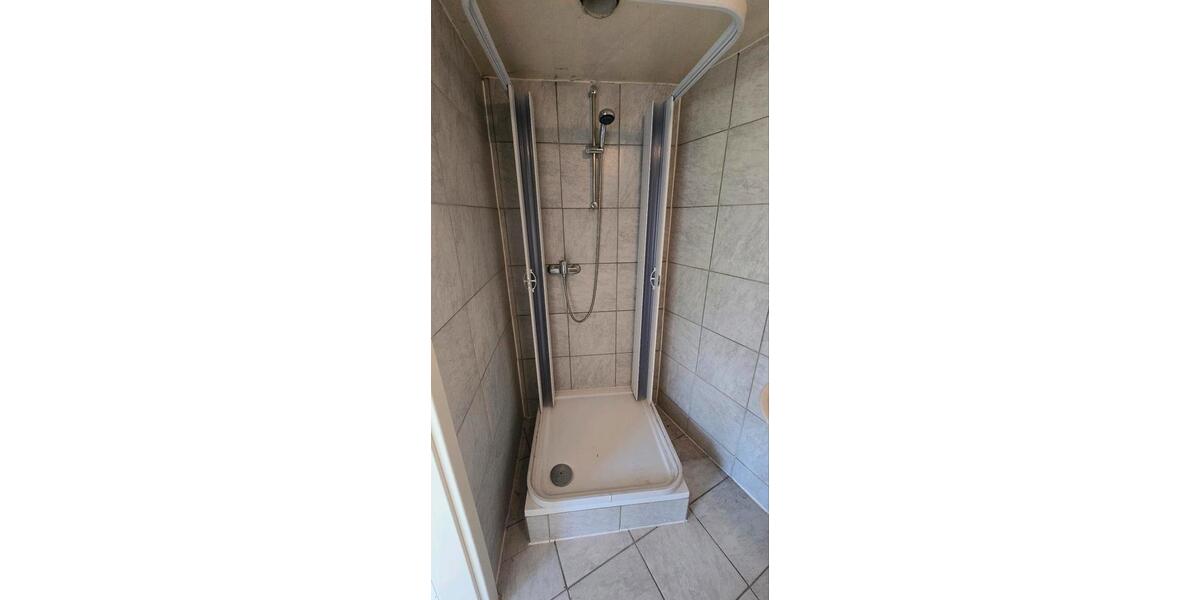 Dachgeschoßwohnung Püttlingen - 3 Zimmer, 75 m&sup2;, 450&euro; | Angebot:26522015