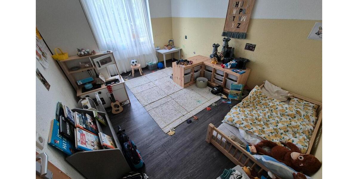 Etagenwohnung Esslingen am Neckar Hegensberg - 3 Zimmer, 74 m&sup2;, 1.100&euro; | Angebot:25452030