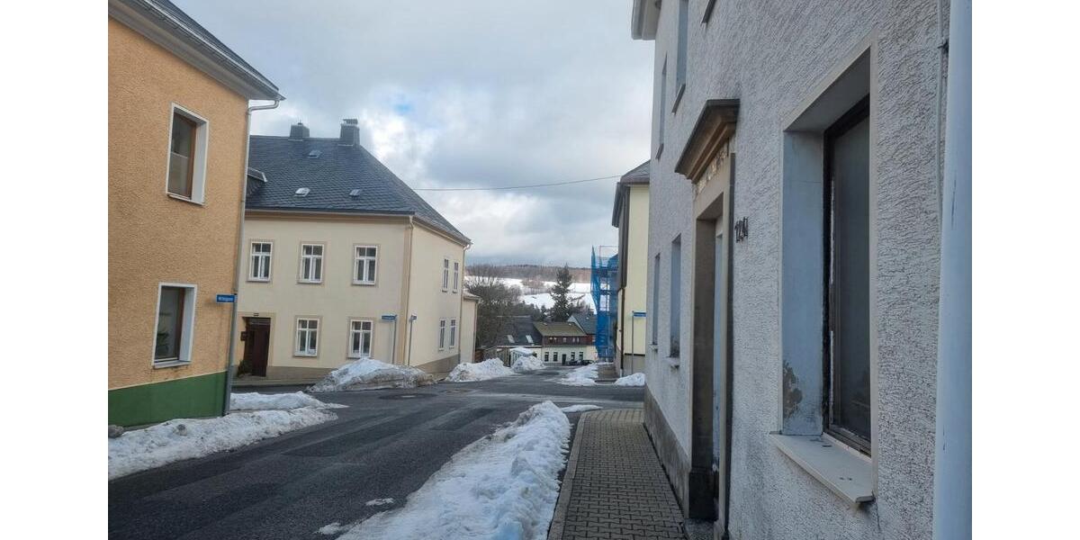 Mehrfamilienhaus, Wohnhaus - 140.000&euro; | Angebot:27096213