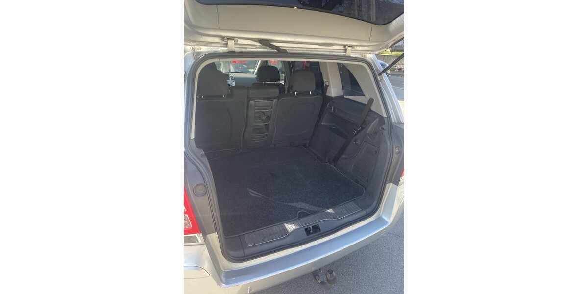 Opel Zafira B 206.843 km 4.300 &euro; Monheim 86653