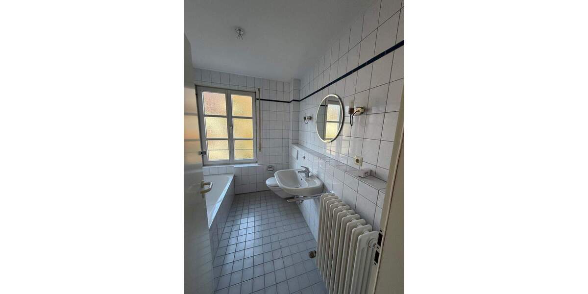 S-Sillenbuch: Zentrale, ruhige 2-Zimmer-Wohnung mit Balkon 2 zimmer