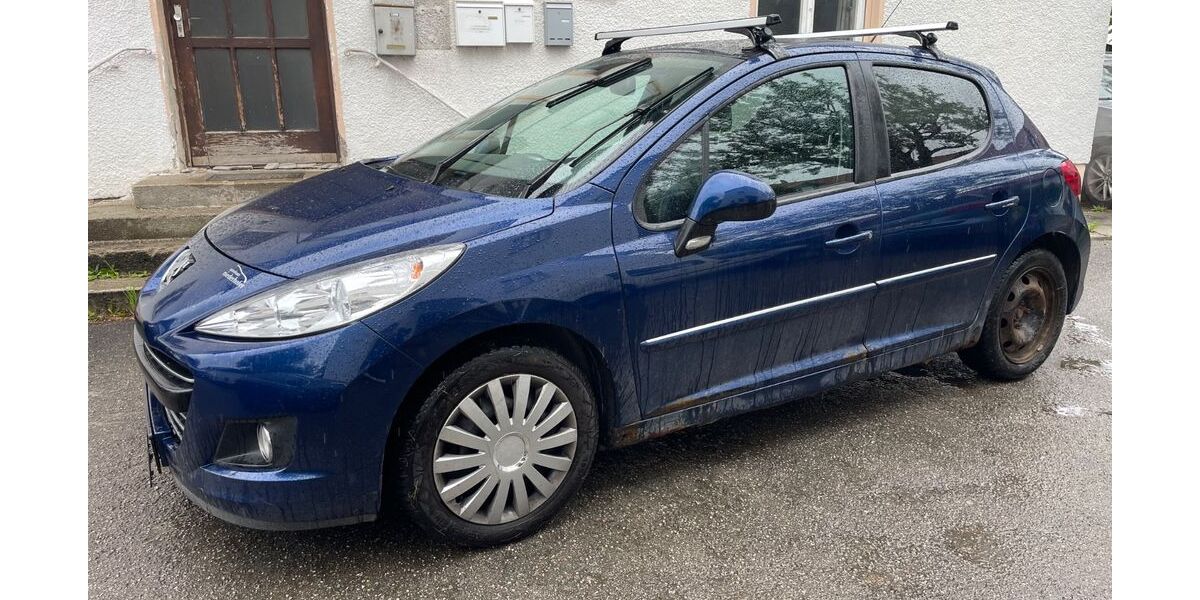 Peugeot 207 120.000 km 1.990 &euro; Markt Schwaben 85570