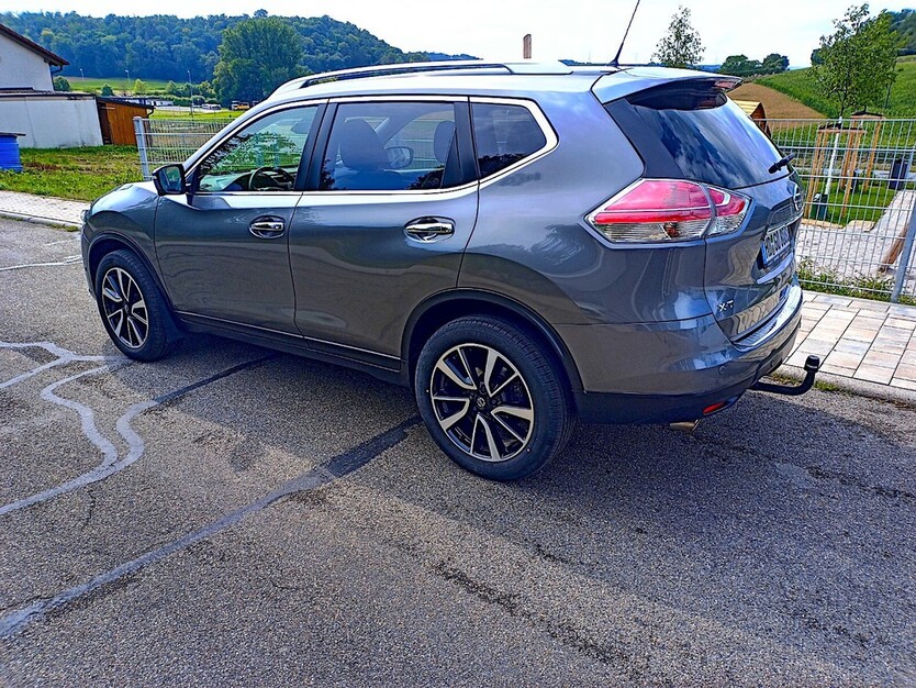 Nissan X-Trail 56.600 km 18.590 € Helmstadt-Bargen 74921