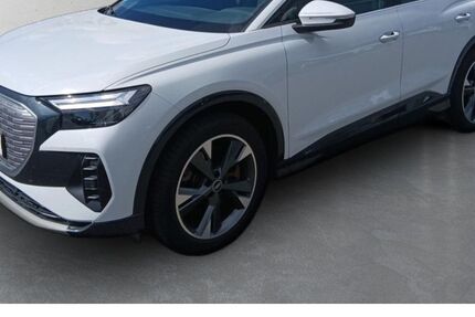 Audi Q4 e-tron 93.974 km 28.639 &euro; Berlin 13581