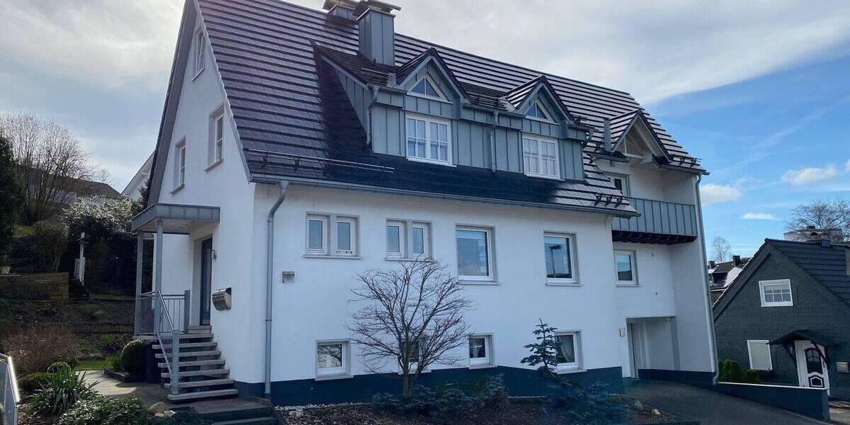 Mehrfamilienhaus, Wohnhaus Bad Berleburg - 7 Zimmer, 232 m&sup2;, 398.000&euro; | Angebot:25770546
