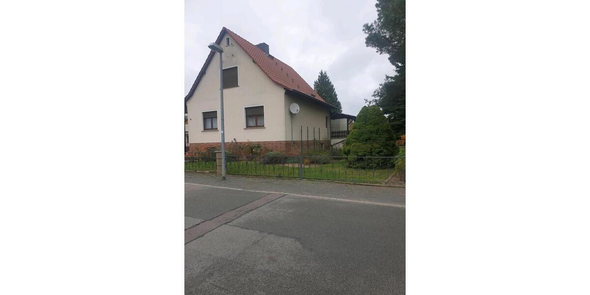 Einfamilienhaus Wolmirstedt - 4 Zimmer, 110 m&sup2;, 180.000&euro; | Angebot:26474979