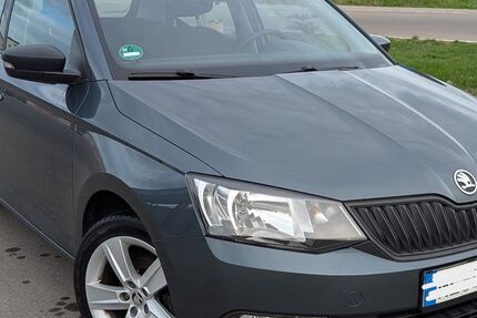 Skoda Fabia 143.550 km 5.800 &euro; Altusried 87452