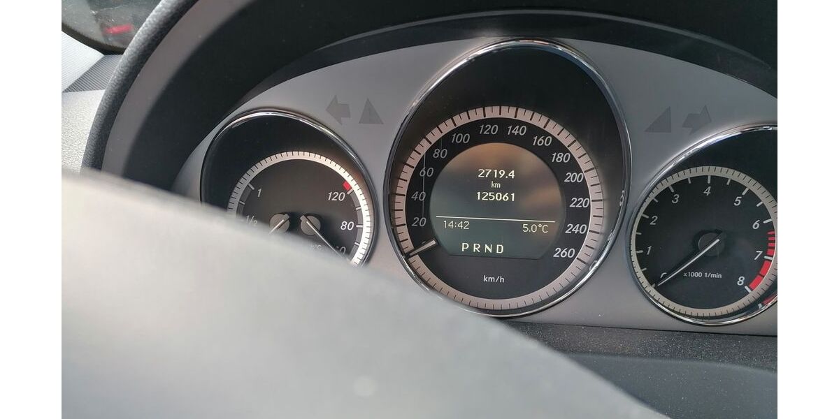 Mercedes-Benz C 250 126.000 km 12.500 &euro; Königsfeld 78126