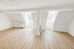 Dachgeschoßwohnung Erfurt - 2 Zimmer, 58 m&sup2;, 700&euro; | Angebot:26283616