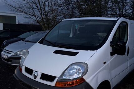 Renault Trafic 220.000 km 3.500 &euro; Remagen 53424