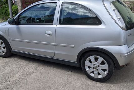 Opel Corsa 156.000 km 1.800 &euro; Berlin 12277
