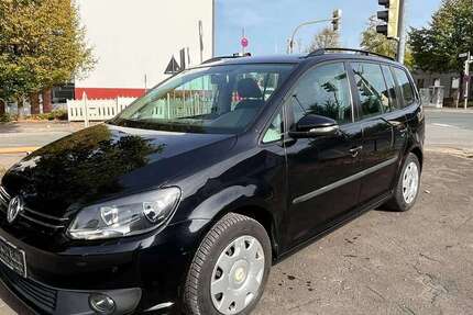 VW Touran 154.500 km 6.890 &euro; Herford 32049