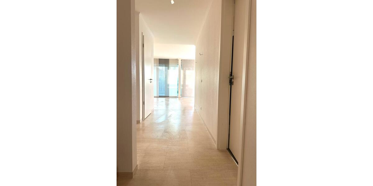 Erdgeschoßwohnung Gundelfingen - 3 Zimmer, 101 m&sup2;, 1.700&euro; | Angebot:26315096