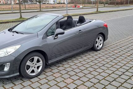 Peugeot 308 148.000 km 2.399 &euro; Limburg 65550