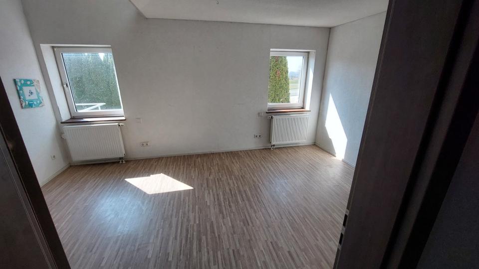 Maisonettenwohnung Radolfzell am Bodensee - 4.5 Zimmer, 172 m&sup2;, 1.400&euro; | Angebot:26310136
