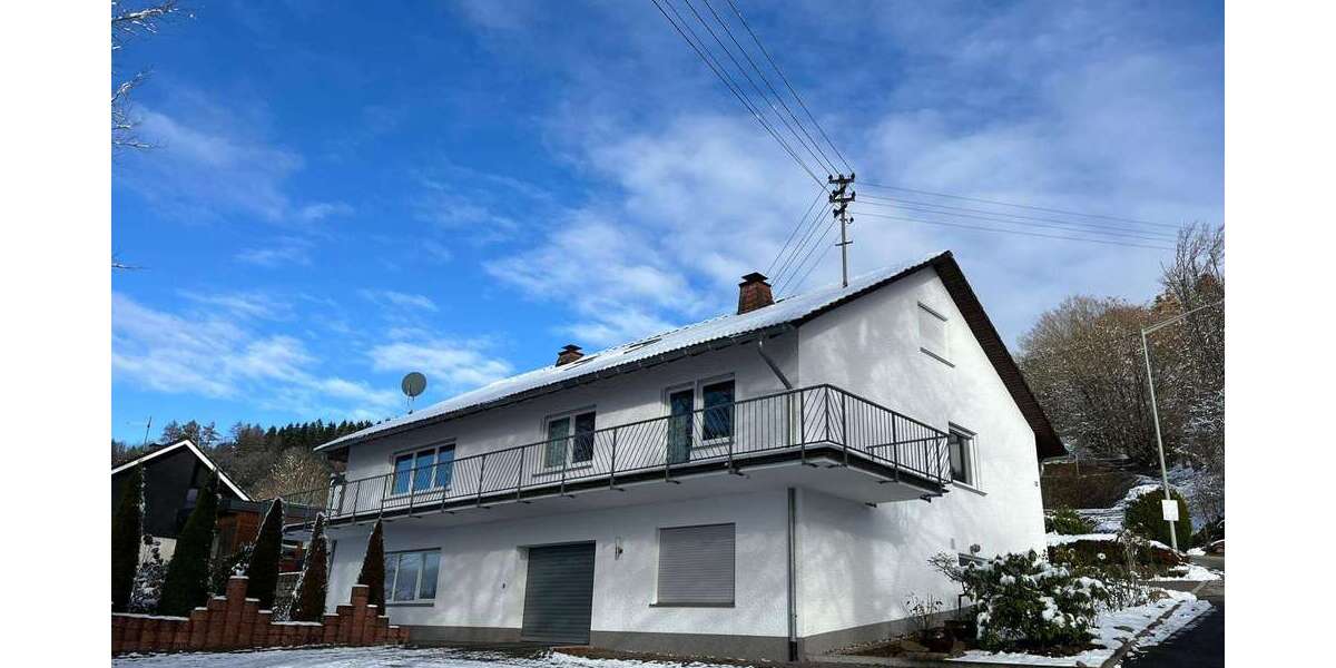 Haus zum Kaufen in Kirchhundem 397.000 € 230 m² 7 zimmer