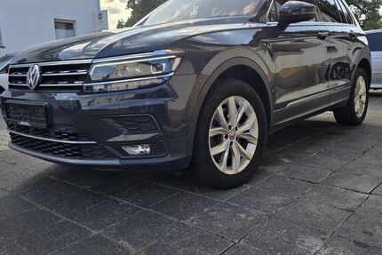 VW Tiguan 181.139 km 19.000 &euro; Rüsselsheim am Main 65428