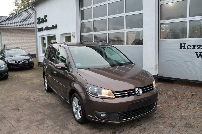 VW Touran 316.520 km 5.444 € Rastede 26180