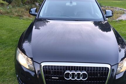 Audi Q5 218.000 km 11.999 € Hatten 26209