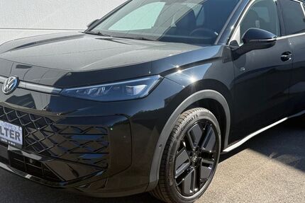 VW T-Roc 2.222 km 37.990 &euro; Lauta 02991
