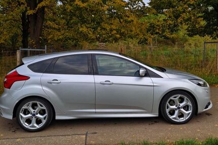 Ford Focus 196.000 km 8.200 &euro; Oberthal 66649