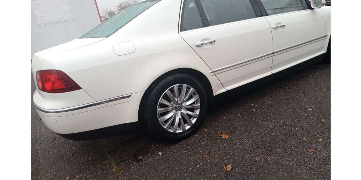 VW Phaeton 255.000 km 2.750 &euro; berlin 10787