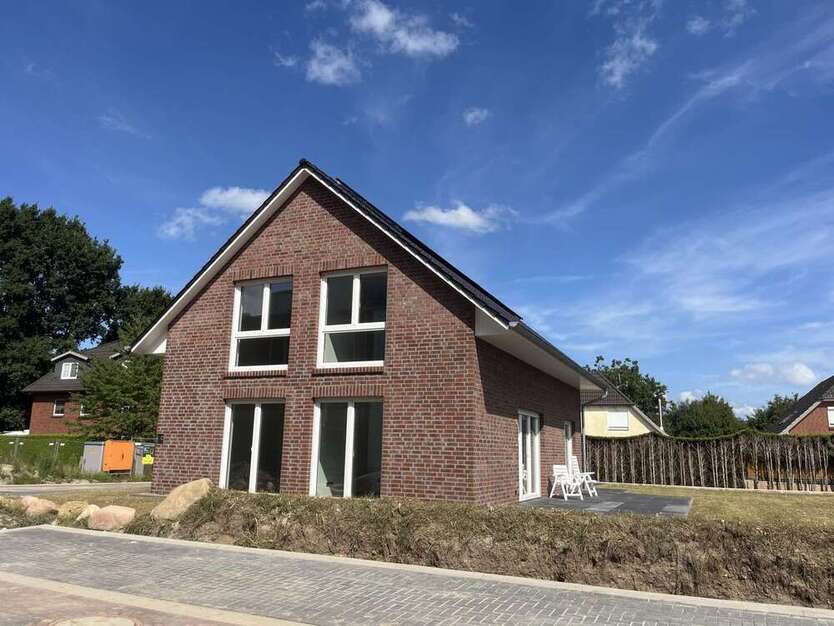 Haus zum Mieten in Osterholz-Scharmbeck 1.670 € 140 m²