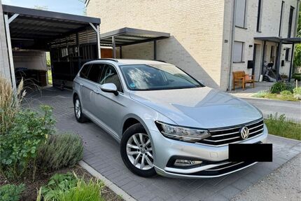 VW Passat Variant