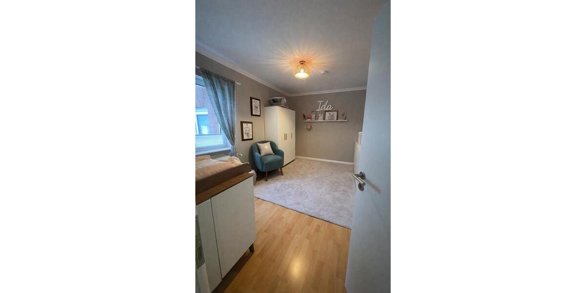 Erdgeschoßwohnung Delmenhorst Bungerhof - 4 Zimmer, 120 m&sup2;, 1.230&euro; | Angebot:24689976