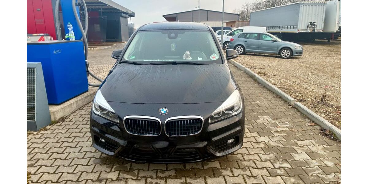 BMW 225 Active Tourer 133.333 km 11.000 &euro; Tapfheim 86660
