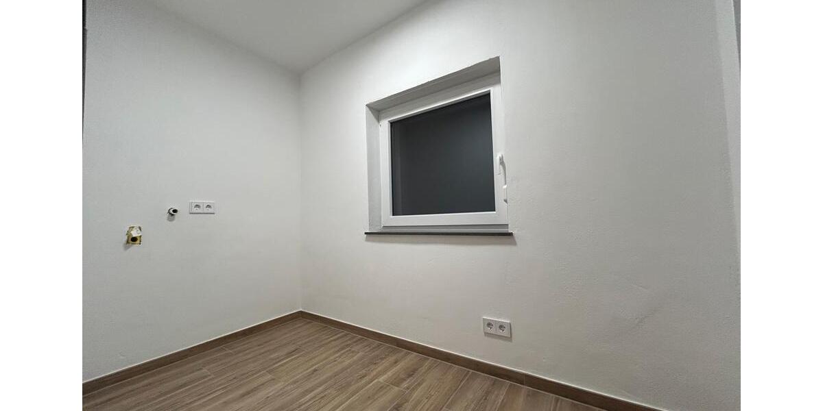Maisonettenwohnung Hargesheim - 6 Zimmer, 205 m&sup2;, 2.200&euro; | Angebot:25083965