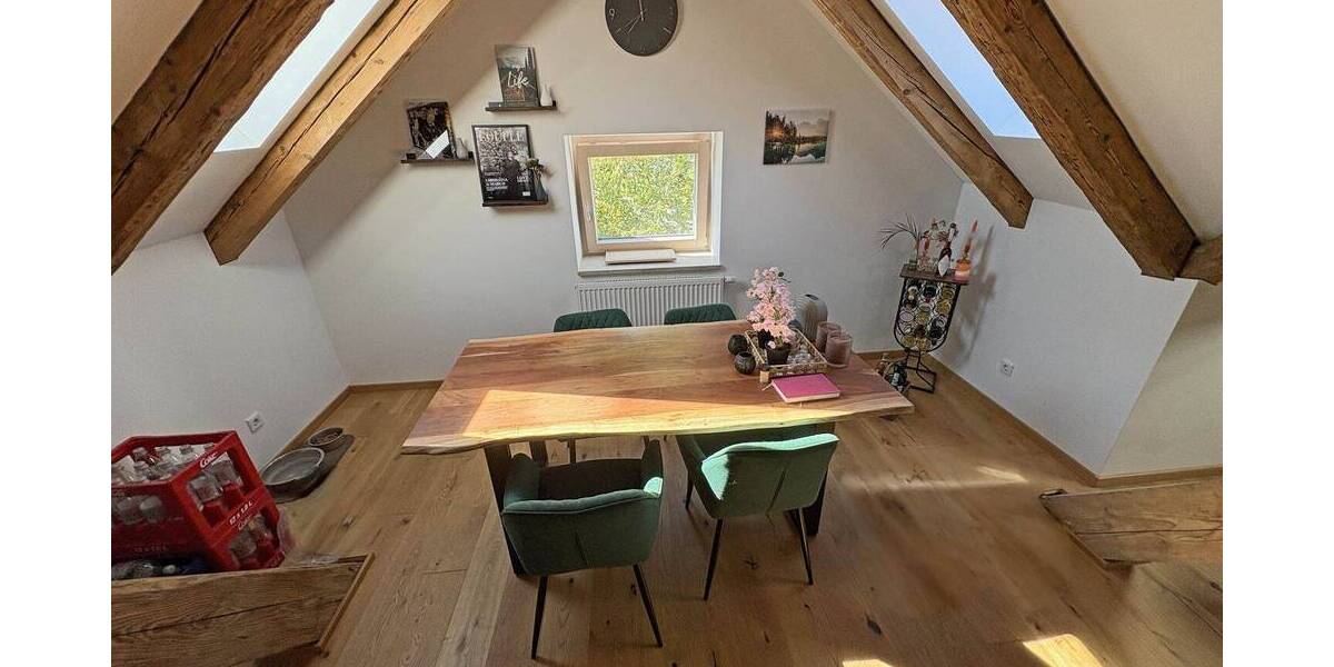 Etagenwohnung Riedenburg Lintlhof - 2 Zimmer, 91 m&sup2;, 780&euro; | Angebot:26684011