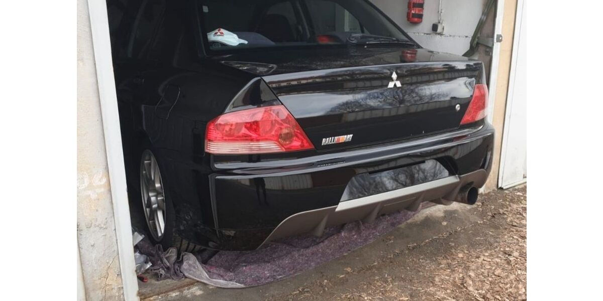 Mitsubishi Lancer 147.000 km 22.999 &euro; Dresden 01067