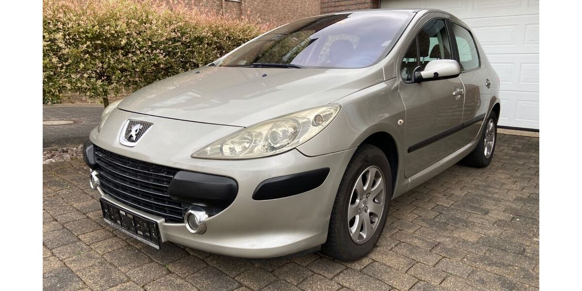 Peugeot 307 240.401 km 1.799 &euro; Übach Palenberg 52531