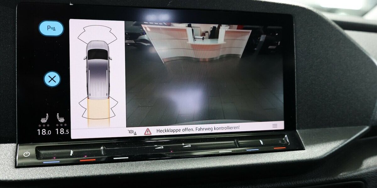 VW Caddy Maxi KOMBI 2.0 TDI 4M LIFE IQ ALLRAD OPTIK 95.000 km 29.881 &euro; Hamm 59077