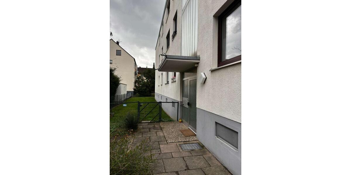Etagenwohnung Hameln - 3 Zimmer, 83 m&sup2;, 600&euro; | Angebot:25591602
