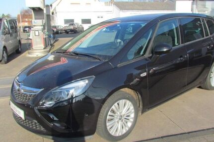 Opel Zafira Tourer