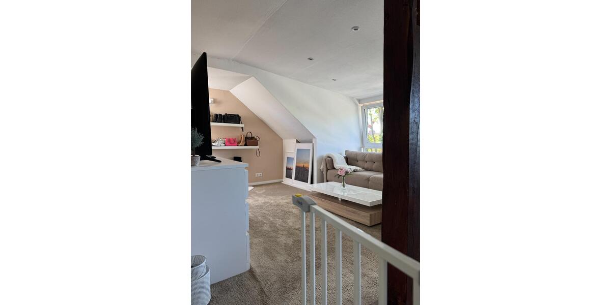 Charmantes Reihenmittelhaus mit 3,5 offenen Zimmern in Hannover 3.5 zimmer