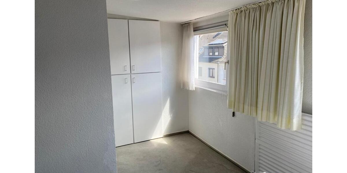 Etagenwohnung Bremen Häfen - 3 Zimmer, 70 m&sup2;, 710&euro; | Angebot:26325705