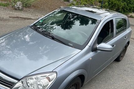 Opel Astra 126.000 km 1.500 &euro; Elz 65604