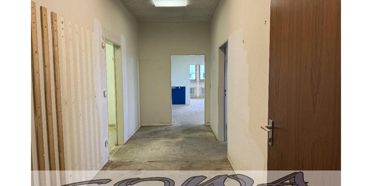 Großzügiges Gewerbeanwesen und Wohnhaus mit Innenpool und Sauna in einer guten Lage in Gaimersheim - Ein Objekt von Ihrem Immobilienpartner SOWA Immobilien und Finanzen - Sonstige Gaimersheim | Angebot:21557172