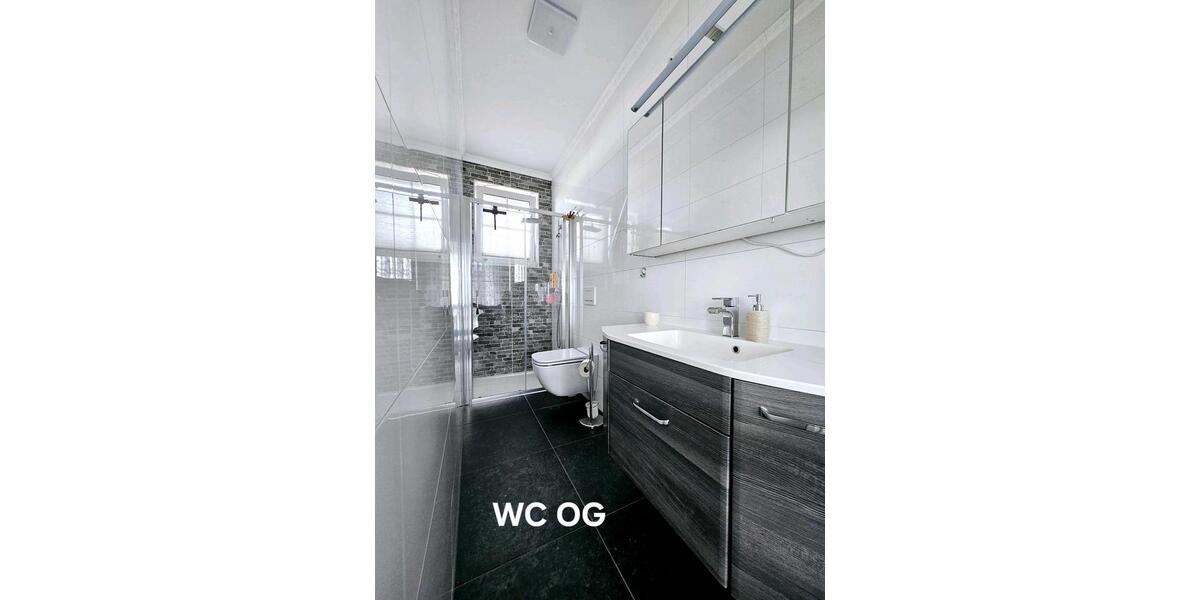 Einfamilienhaus Hildburghausen - 9 Zimmer, 242 m&sup2;, 585.800&euro; | Angebot:20229147