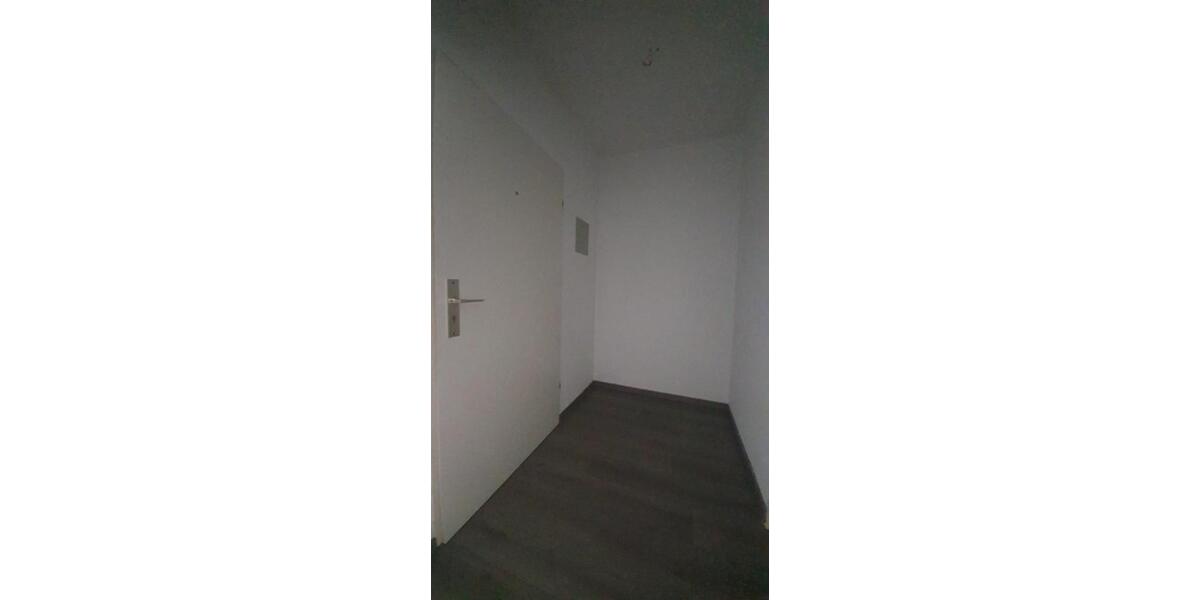 Etagenwohnung Siegen - 4 Zimmer, 104 m&sup2;, 660&euro; | Angebot:25305592