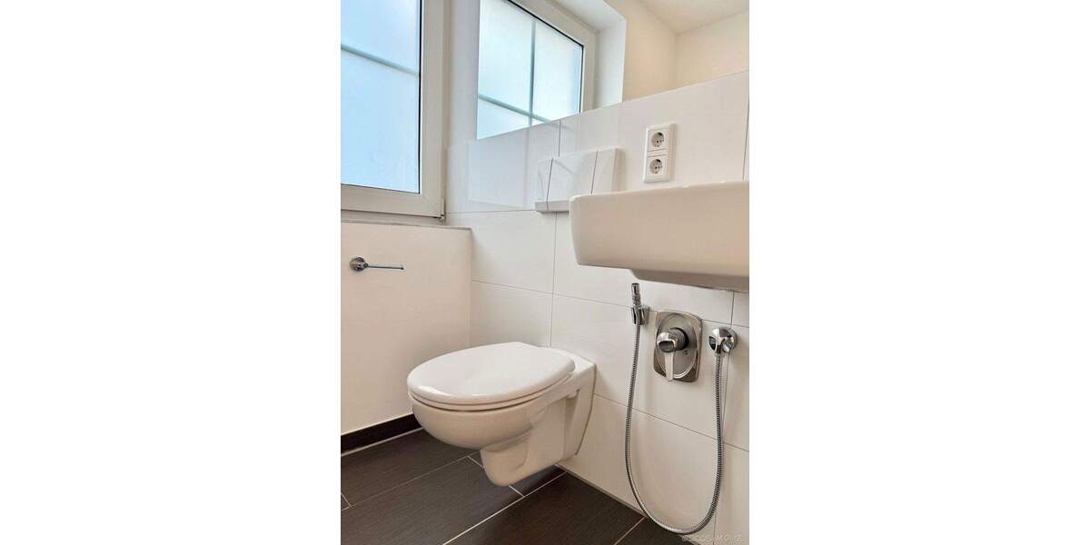 Doppelhaushälfte Düsseldorf Kaiserswerth - 8 Zimmer, 213 m&sup2;, 1.570.000&euro; | Angebot:25728281