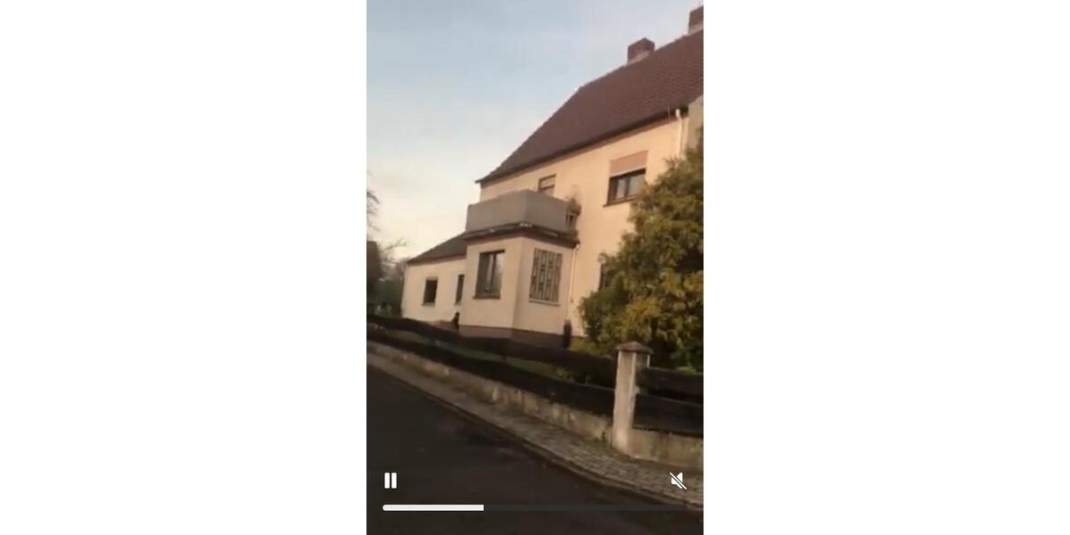 Doppelhaushälfte Borken (Hessen) - 10 Zimmer, 230 m&sup2;, 210.000&euro; | Angebot:26146322