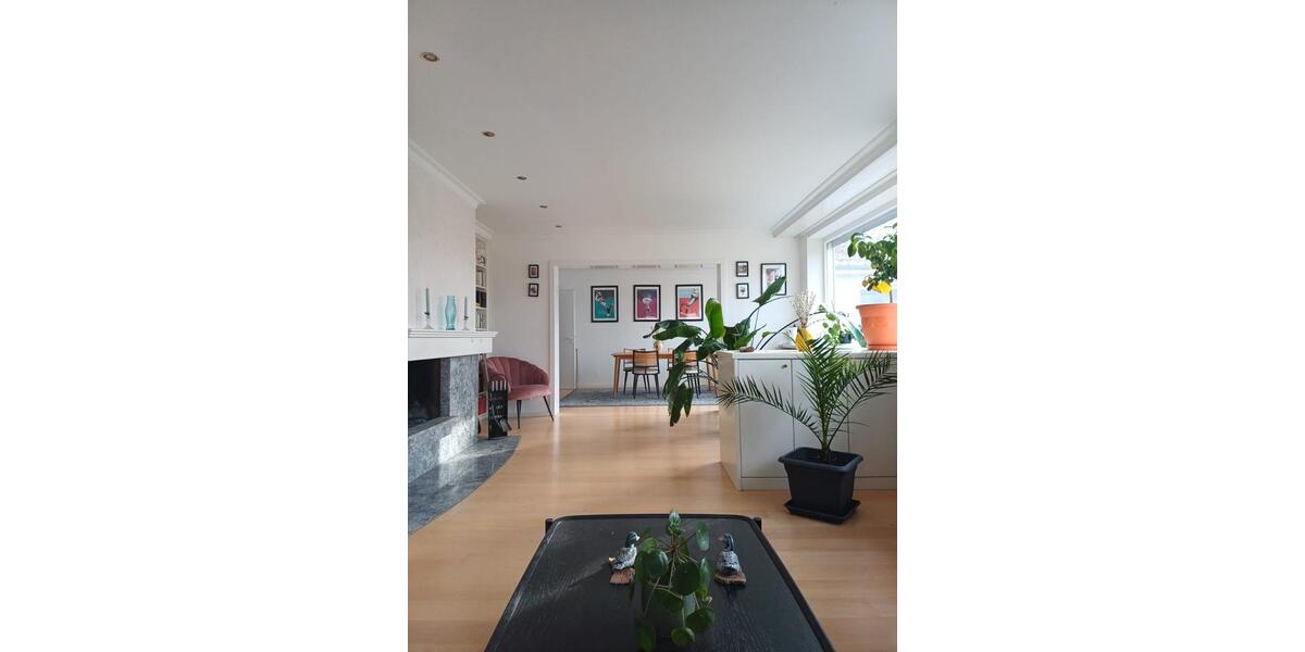 Einfamilienhaus Heilbronn - 3 Zimmer, 145 m&sup2;, 1.480&euro; | Angebot:24788317