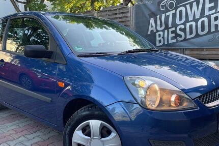 Ford Fiesta 100.000 km 2.900 &euro; Berlin 12683