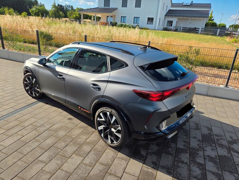 Cupra Formentor 9.890 km 37.999 € Stammham 85134