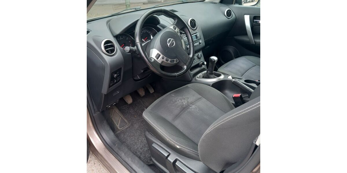 Nissan Qashqai 138.000 km 7.100 &euro; Niefern,öschelbronn 75223